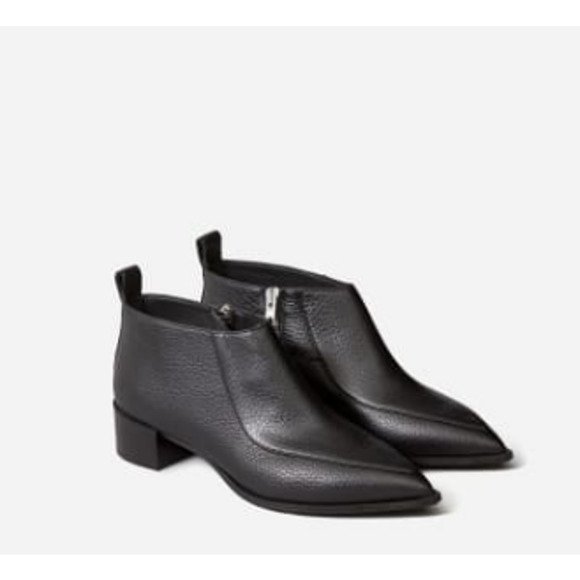 Everlane Shoes - Everlane The Boss Bootie in Black Pebbled Leather